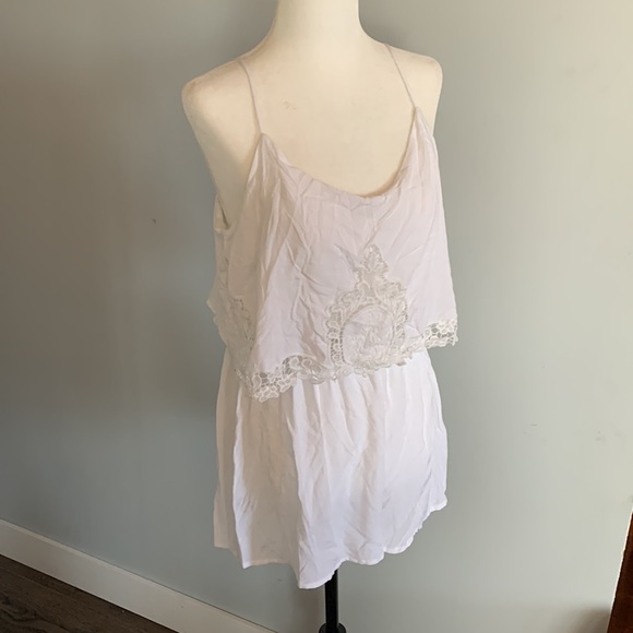 White H&M Roper with Lace - Picture 2 of 4